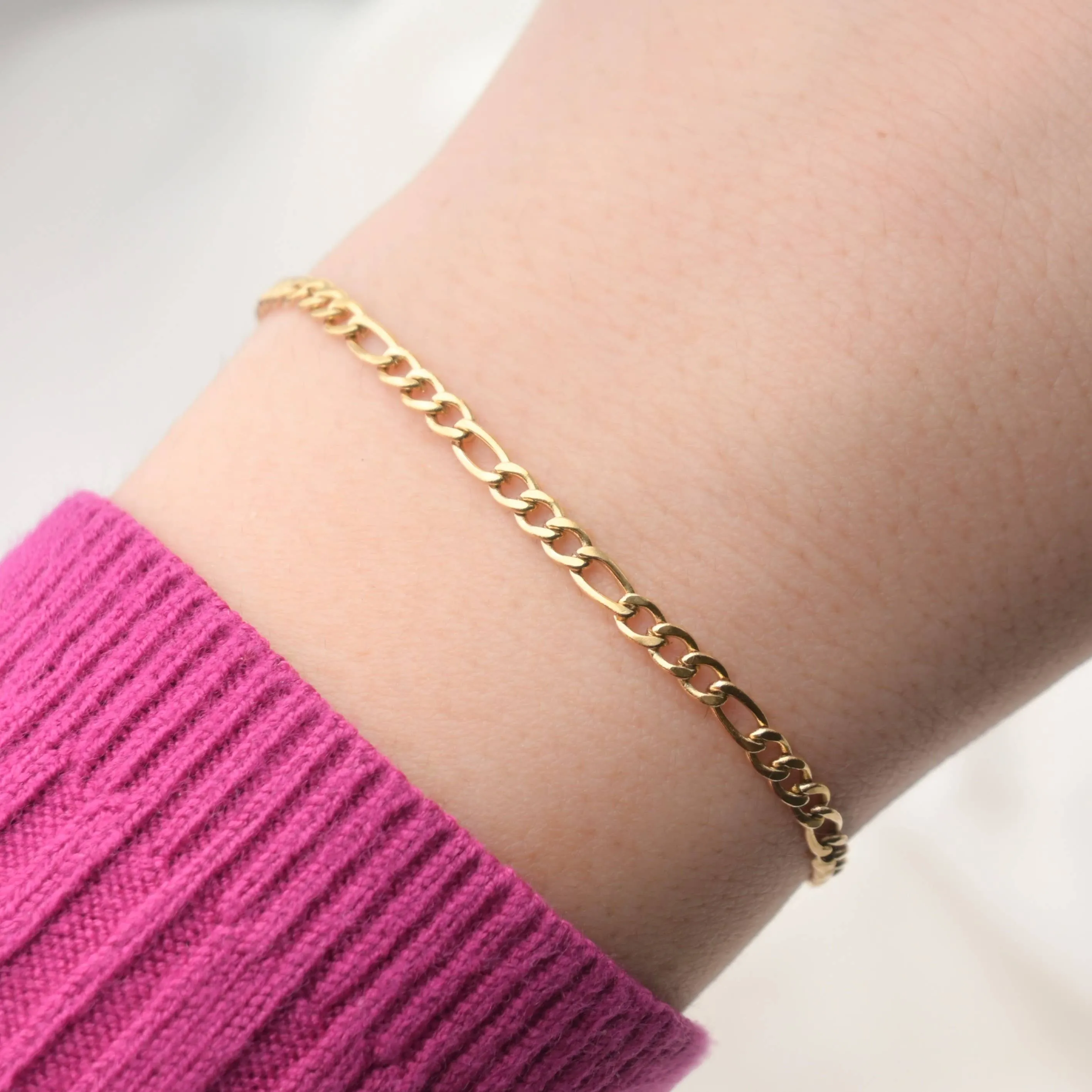 18k Gold Bracelets