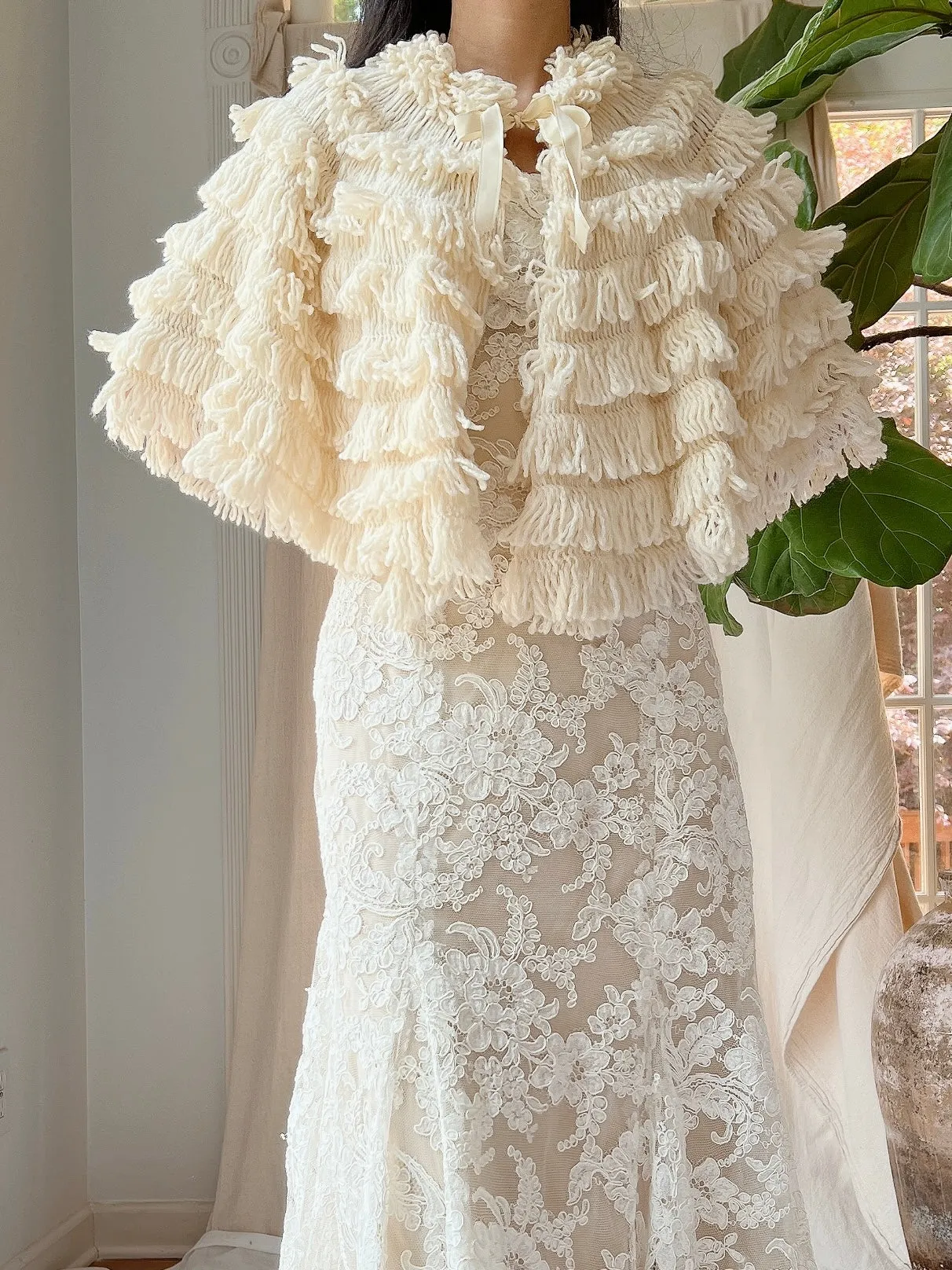 1930s Looped Yarn Cape - OSFM