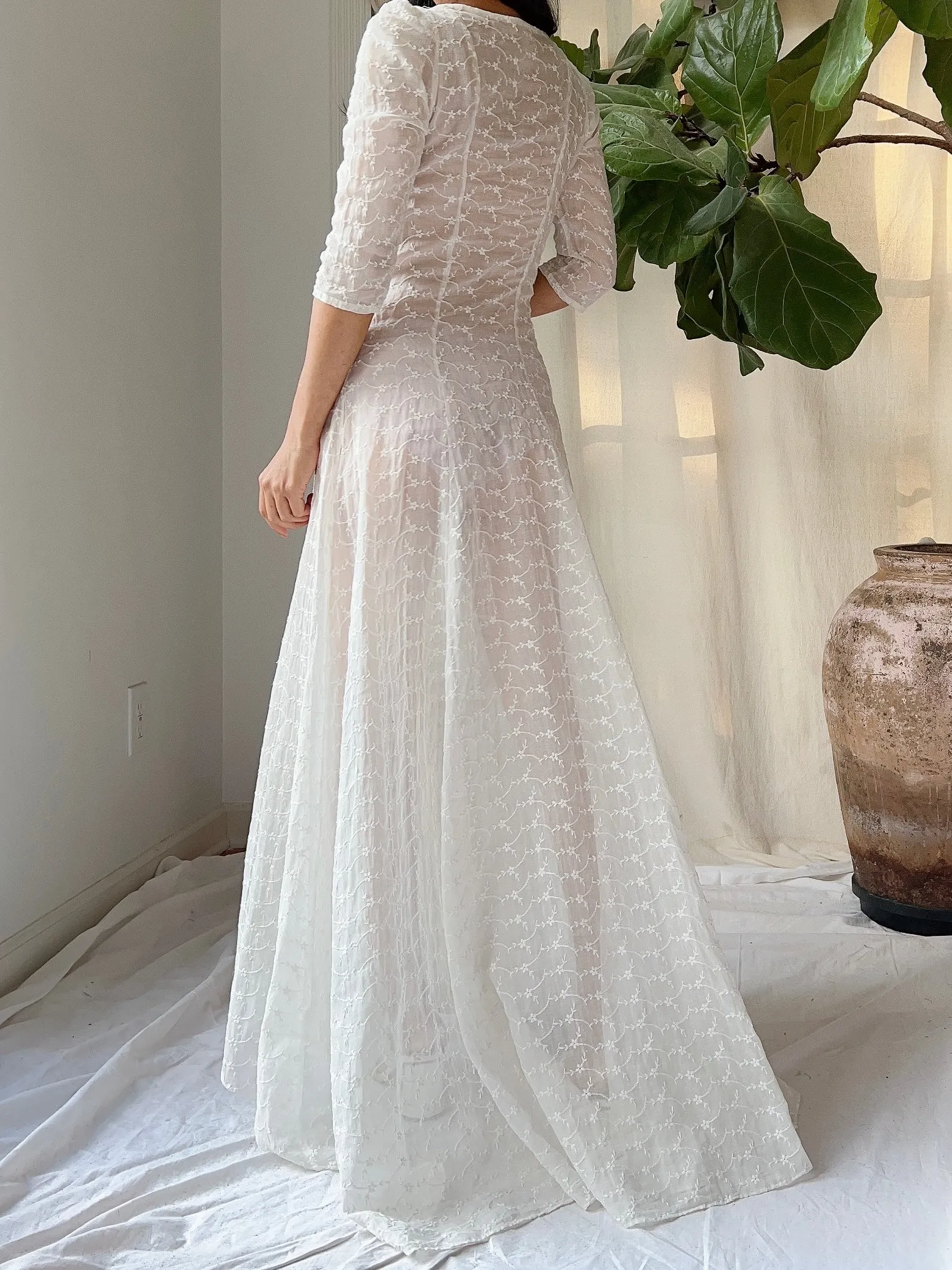 1940s Embroidered Organdy Dress - XXS