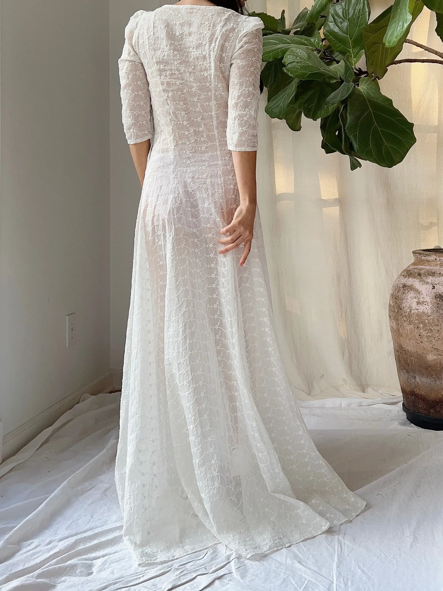 1940s Embroidered Organdy Dress - XXS