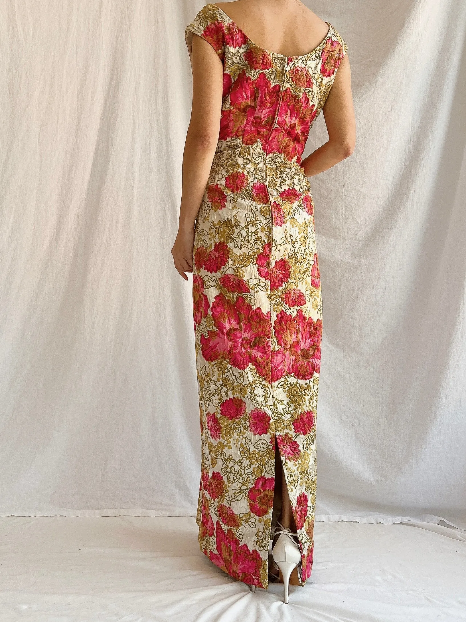 1960s Peony Brocade Wiggle Dress - M