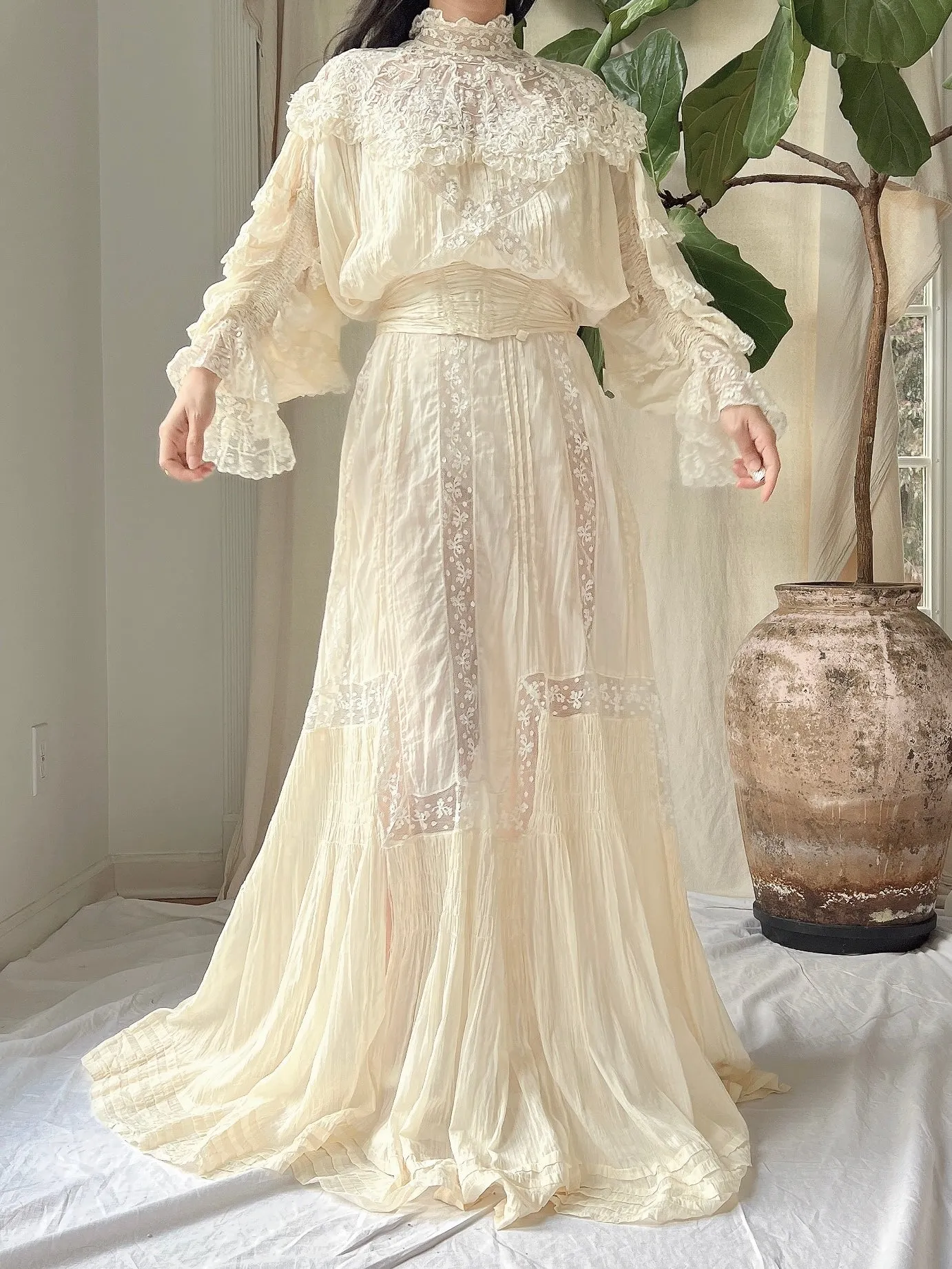 Antique Silk Puff Sleeves Ensemble - S/M
