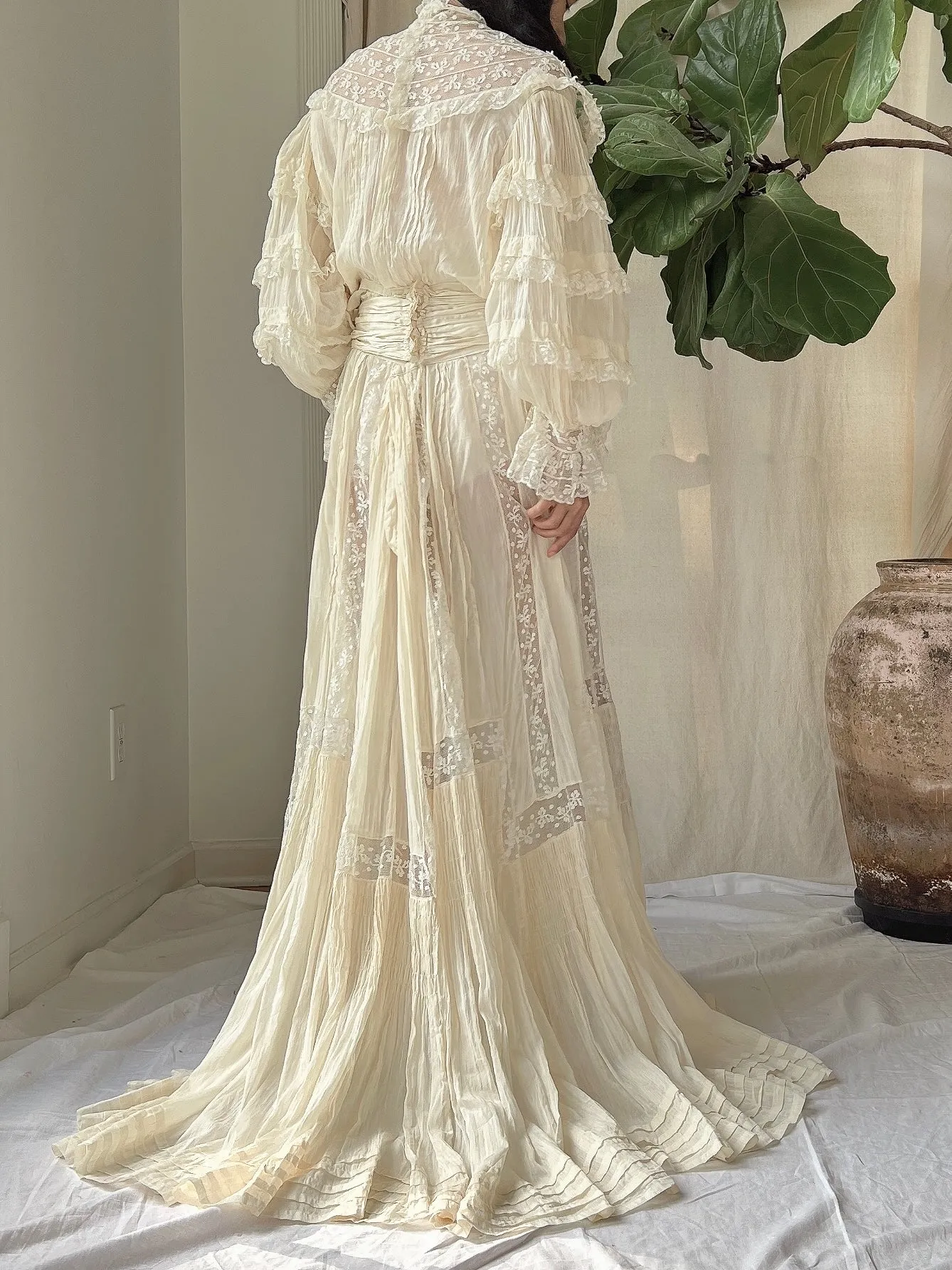 Antique Silk Puff Sleeves Ensemble - S/M