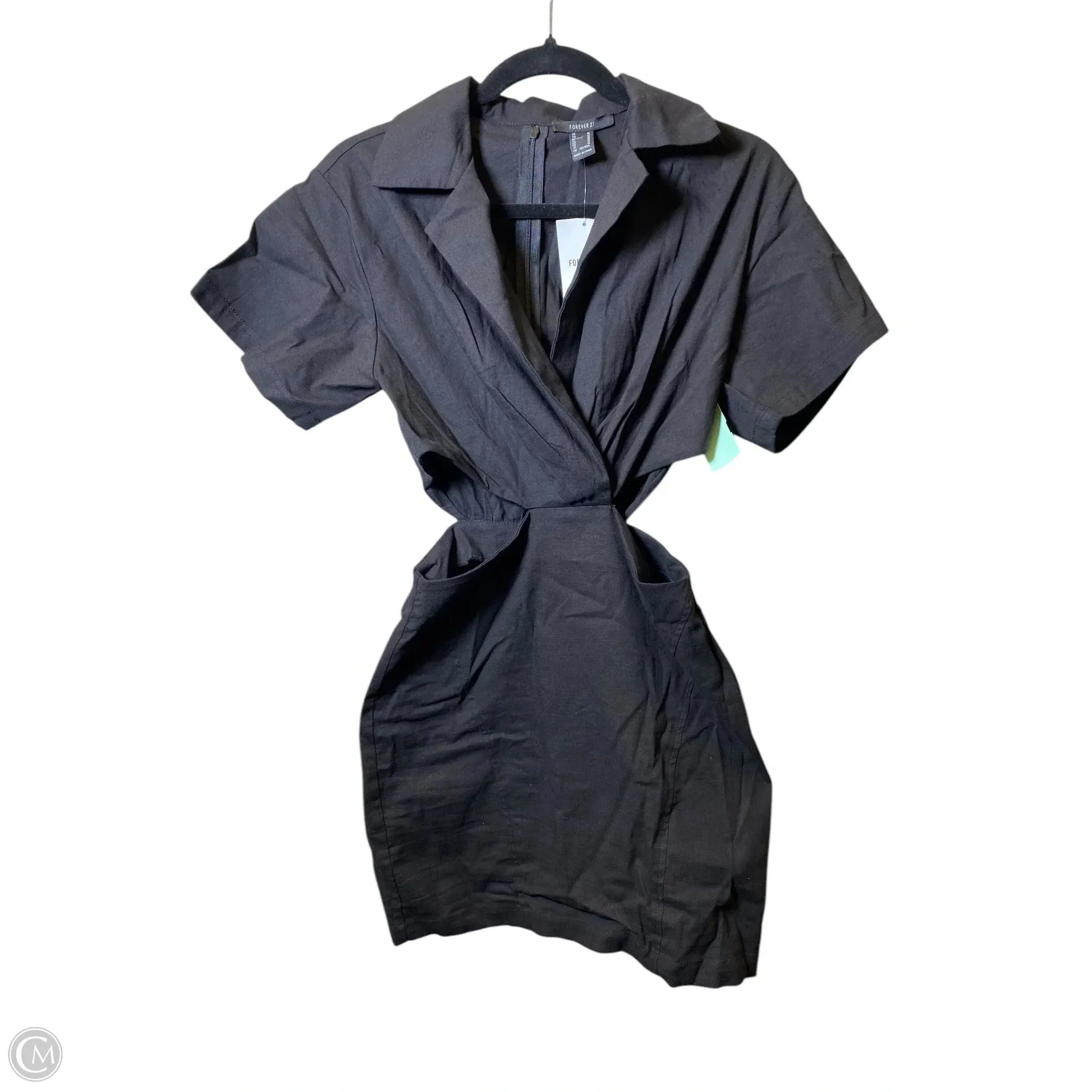 Dress Casual Short By Forever 21 In Black, Size: M