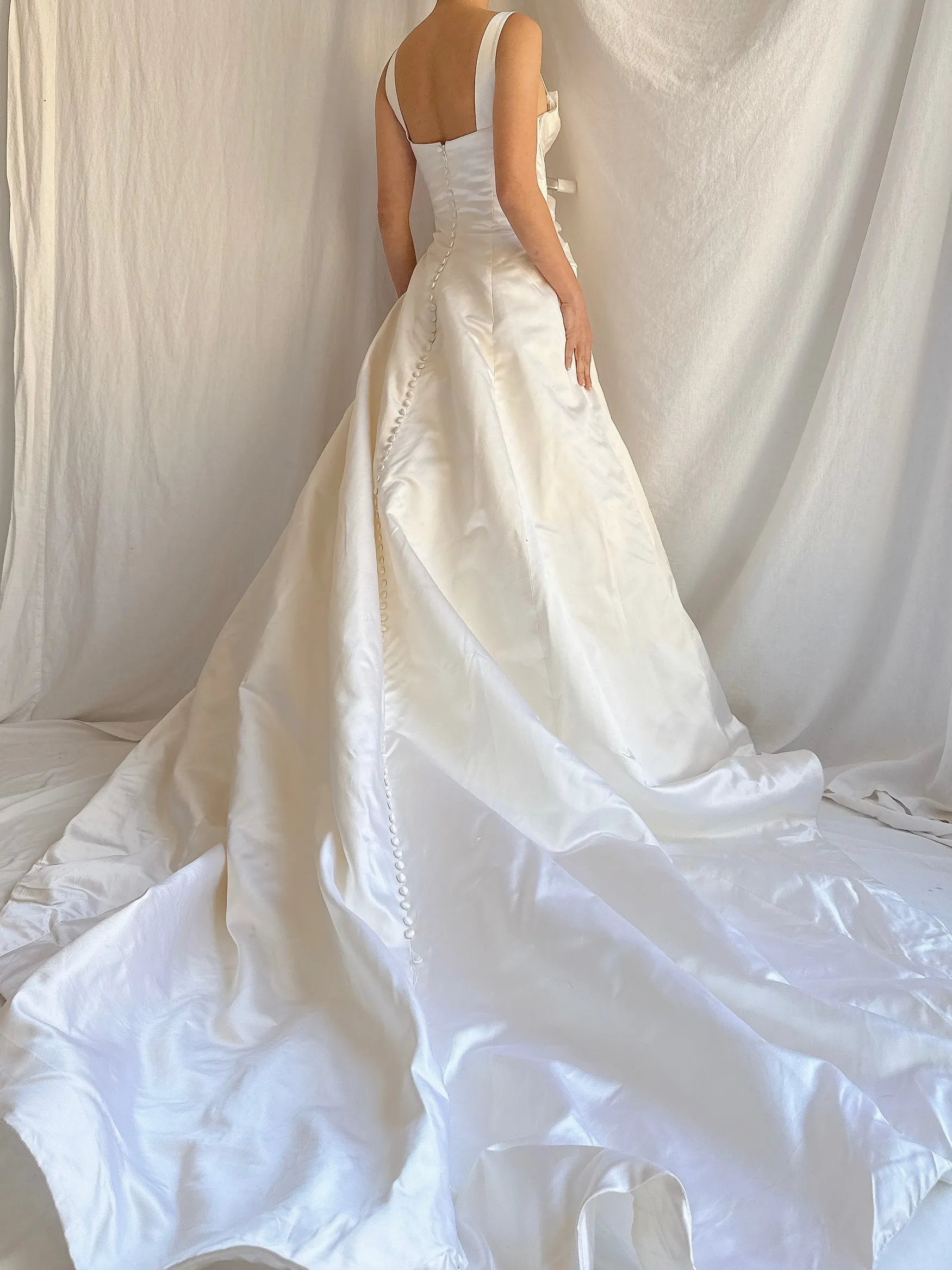 Vintage Silk Vera Wang Gown - L/US 12/14