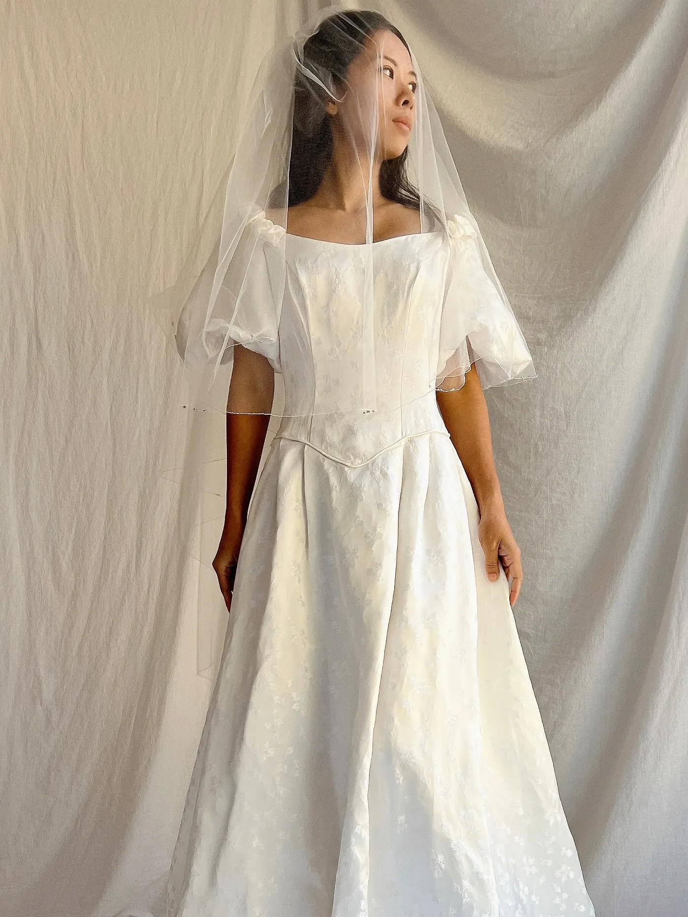 Vintage Waltz Ivory Crystal Trimmed Veil